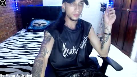 Snapshot of davidroses420 chatting on November 2025 03:28:01 AM online show from November 2025 03:28:01 AM