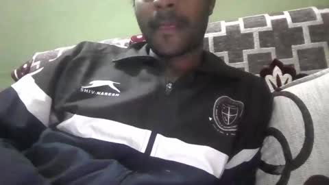 Snapshot of davidvishu975 chatting on November 2025 01:21:02 PM Dude97 online show from November 2025 01:21:02 PM