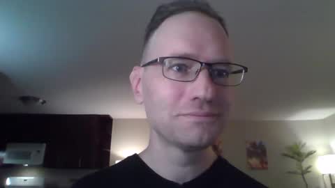 Snapshot of davidwilcox1982 chatting on December 2025 11:33:02 PM Dave online show from December 2025 11:33:02 PM