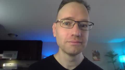 Snapshot of davidwilcox1982 chatting on December 2025 04:13:01 PM Dave online show from December 2025 04:13:01 PM