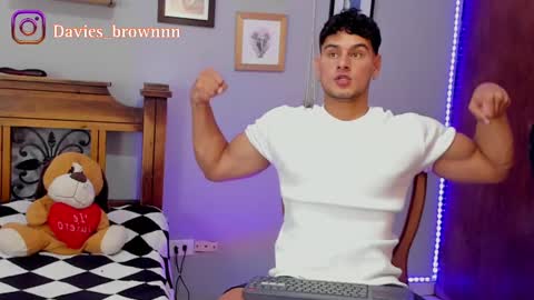 Davies brown    schedule 12pm to 5pm col time online show from February 2025 09:15:01 PM