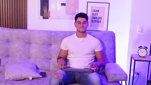 Davies brown    schedule 12pm to 5pm col time online show from February 2025 09:44:02 PM