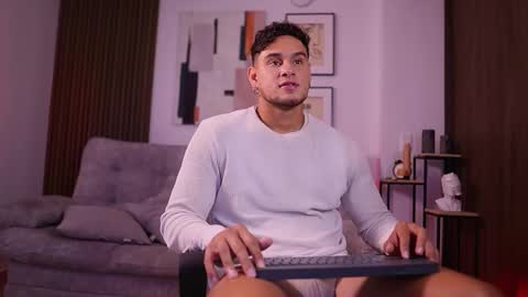 Davies brown    schedule 12pm to 5pm col time online show from February 2026 08:53:01 PM