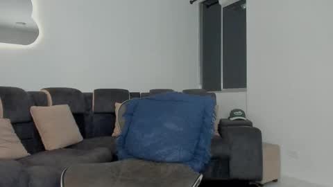 davis  instagram davis alx1 online show from February 2025 02:45:02 AM