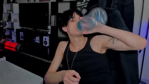 davis online show from March 2026 03:25:02 AM