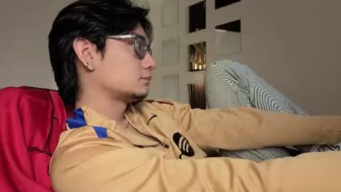 Snapshot of davoxer chatting on June 2026 05:12:01 AM davoxer online show from June 2026 05:12:01 AM