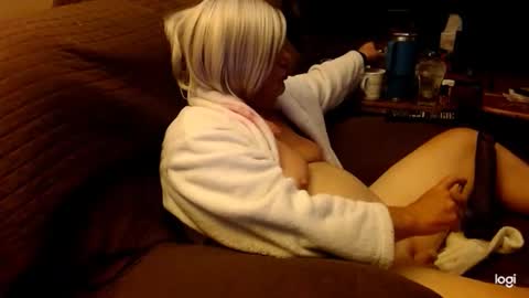 dawndoesall online show from October 2025 03:20:02 AM