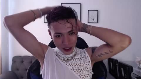 Snapshot of daxonreyy_ chatting on November 2025 05:33:02 PM Daxon online show from November 2025 05:33:02 PM