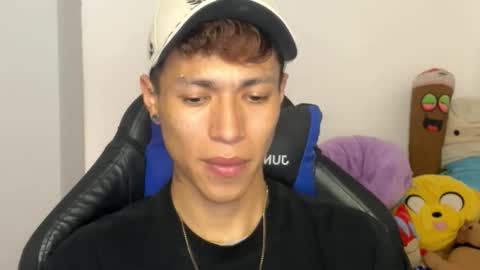 Snapshot of daxonreyy_ chatting on March 2026 08:09:02 AM Daxon online show from March 2026 08:09:02 AM