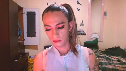 dayanna_01_ online show from May 2026 07:45:02 PM