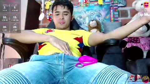 Snapshot of dayro_dduran chatting on June 2026 08:07:01 PM dayro_dduran online show from June 2026 08:07:01 PM