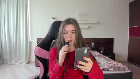 dazdrasmigdasue online show from February 2025 09:56:01 AM