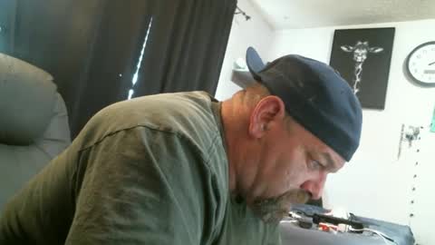 Snapshot of deango831 chatting on January 2025 09:41:01 PM Deango online show from January 2025 09:41:01 PM