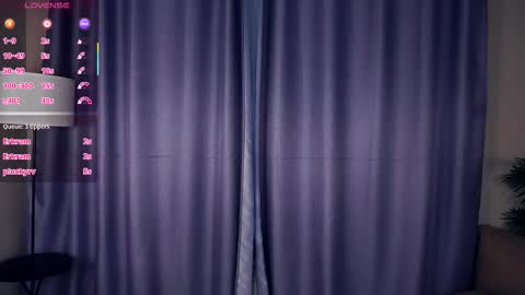 Snapshot of deannmaslen chatting on November 2025 05:41:01 AM Charlie 18yo online show from November 2025 05:41:01 AM