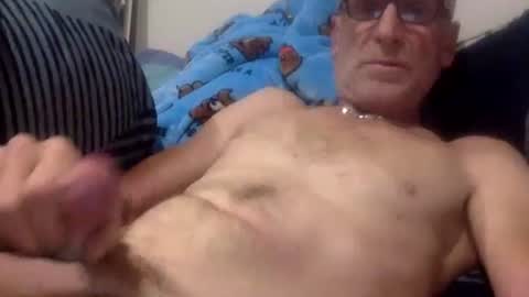 deanofflove221000 online show from October 2025 04:20:01 AM