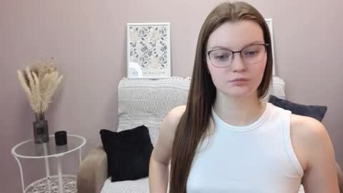 Jessica online show from November 2025 10:09:01 AM