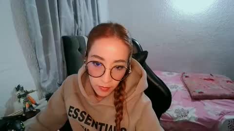 Snapshot of dear_juliet chatting on October 2025 11:16:01 PM Juliet online show from October 2025 11:16:01 PM