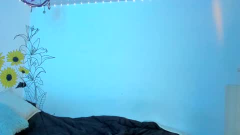 Snapshot of dear_venus chatting on January 2025 10:44:01 PM venus adam online show from January 2025 10:44:01 PM