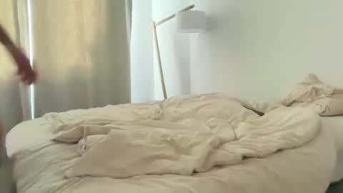 dearcali online show from October 2025 12:04:02 PM