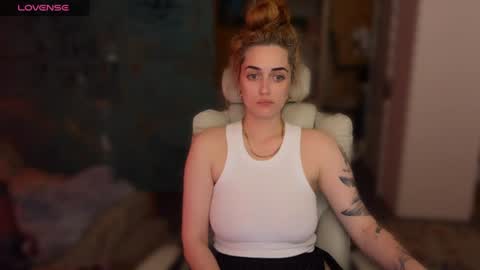 Snapshot of death_prophet chatting on June 2026 06:53:02 PM T online show from June 2026 06:53:02 PM