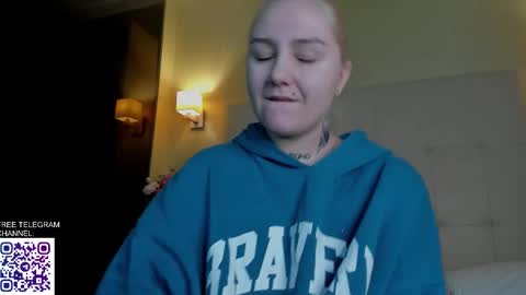 Debbie Mon Tue Fri Sun Sat GMT 3 1000am - 0400pm  online show from December 2025 06:16:01 PM