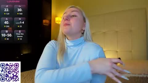 Debbie Mon Tue Fri Sun Sat GMT 3 1000am - 0400pm  online show from March 2026 04:55:01 PM