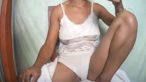 DebbieRiseX online show from April 2026 09:38:01 AM