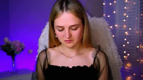 Snapshot of deboralarson chatting on October 2025 05:48:01 AM Debora online show from October 2025 05:48:01 AM