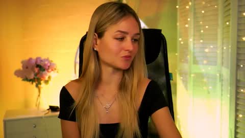 Debora online show from April 2026 03:23:02 AM