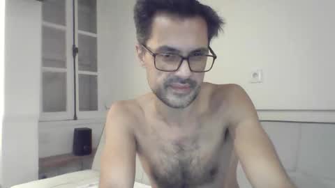 decchill19 online show from October 2025 11:16:01 PM