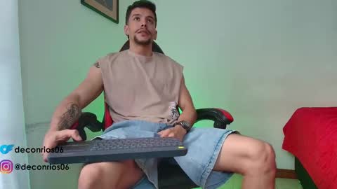 Santiago online show from December 2025 10:06:02 PM