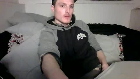 Dee4dayz online show from March 2026 04:19:01 AM