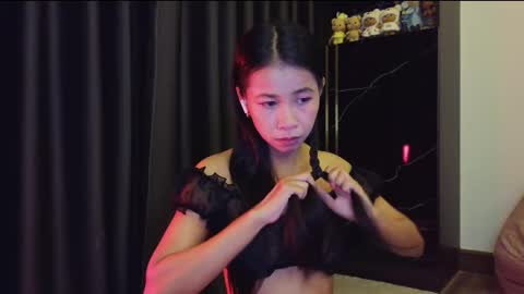 deedeedoll online show from March 2026 01:22:02 AM