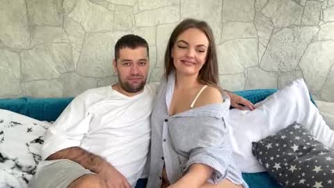 Snapshot of deeplookscouple chatting on October 2025 05:17:01 AM deeplookscouple online show from October 2025 05:17:01 AM