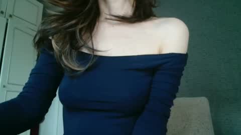 KamiDevi online show from November 2025 03:22:01 PM