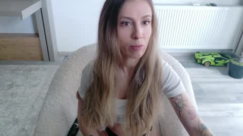 Di online show from April 2026 10:15:02 AM