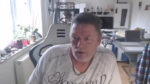 Snapshot of deinprinz2312 chatting on February 2025 08:51:02 AM deinprinz2312 online show from February 2025 08:51:02 AM