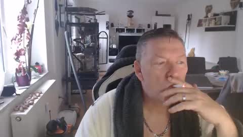 Snapshot of deinprinz2312 chatting on November 2025 07:25:02 AM deinprinz2312 online show from November 2025 07:25:02 AM