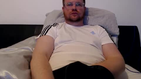 Deise Dude online show from April 2026 11:27:02 PM