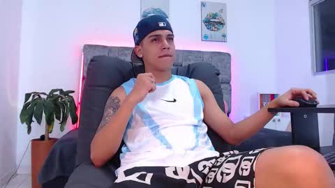 Deivid online show from November 2025 03:28:01 AM