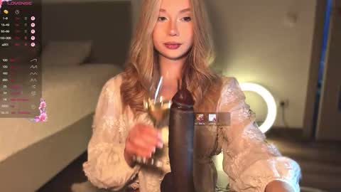 Dia online show from February 2026 06:15:01 PM