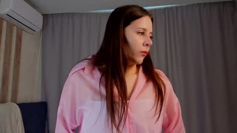 Leia online show from May 2026 04:09:01 AM
