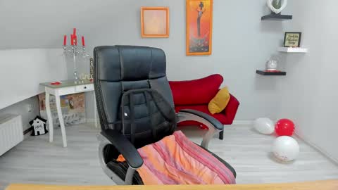 DeliciousLolly online show from February 2025 05:01:01 AM