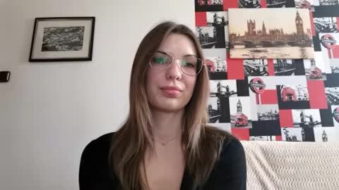 Aurora online show from January 2025 10:48:02 AM