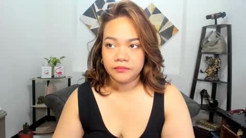 Snapshot of delightfulcurvy chatting on December 2024 09:59:02 PM delightfulcurvy online show from December 2024 09:59:02 PM