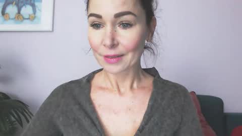 delilah_sweet online show from February 2026 04:04:01 PM