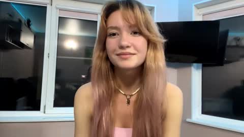 Snapshot of delindakrasnow chatting on November 2025 12:49:02 PM Nami online show from November 2025 12:49:02 PM