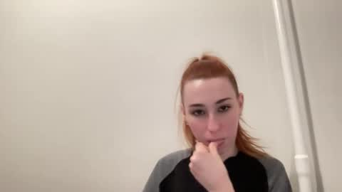 Delivery      online show from February 2025 01:43:02 AM