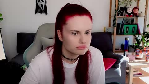 dellacrush_ online show from November 2025 10:41:02 AM