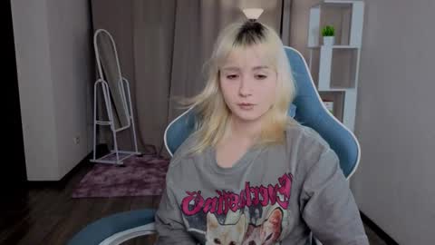 Snapshot of delli_swots chatting on November 2025 06:55:02 PM Delli swots online show from November 2025 06:55:02 PM